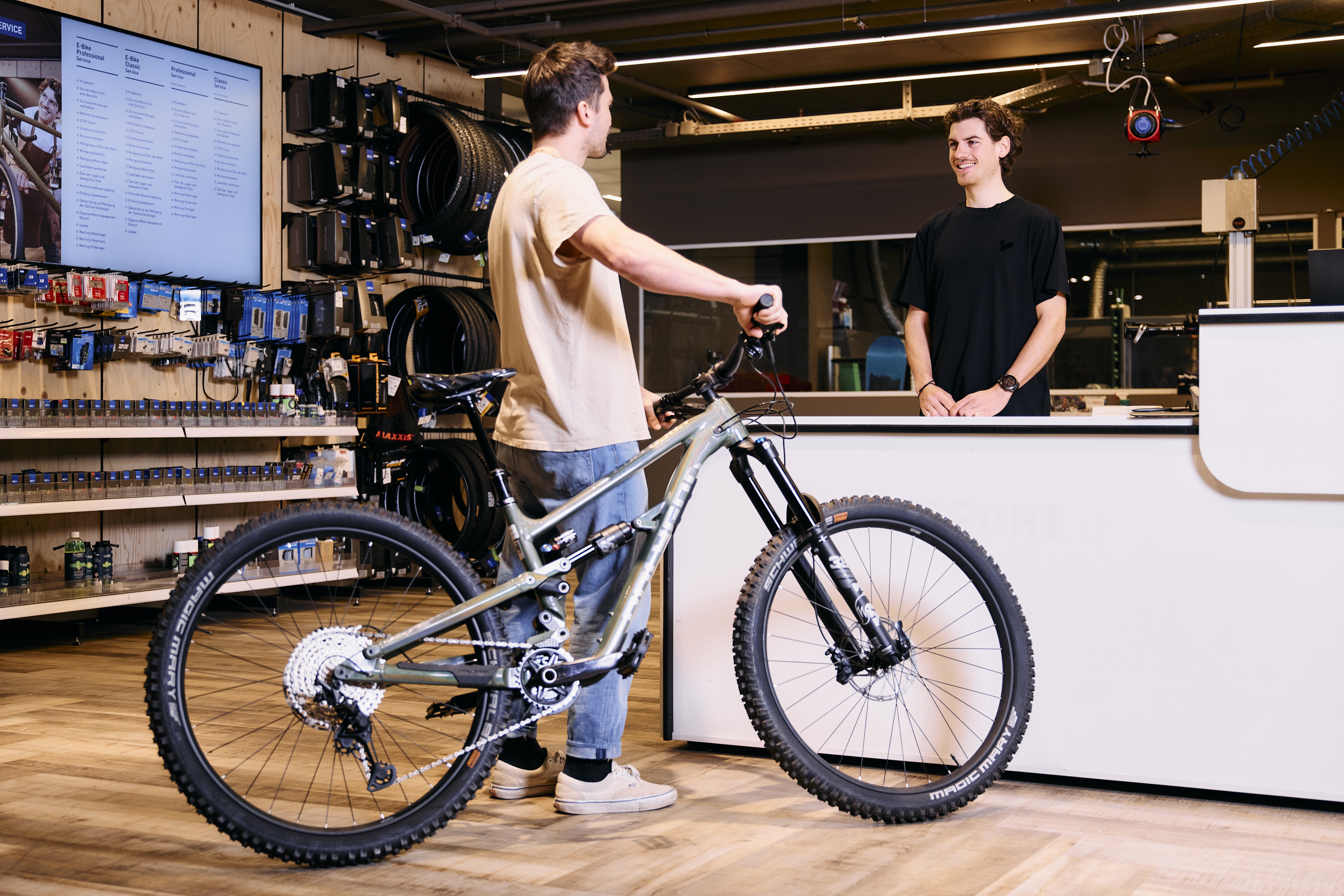 Fahrradservice im INTERSPORT-Geschäft