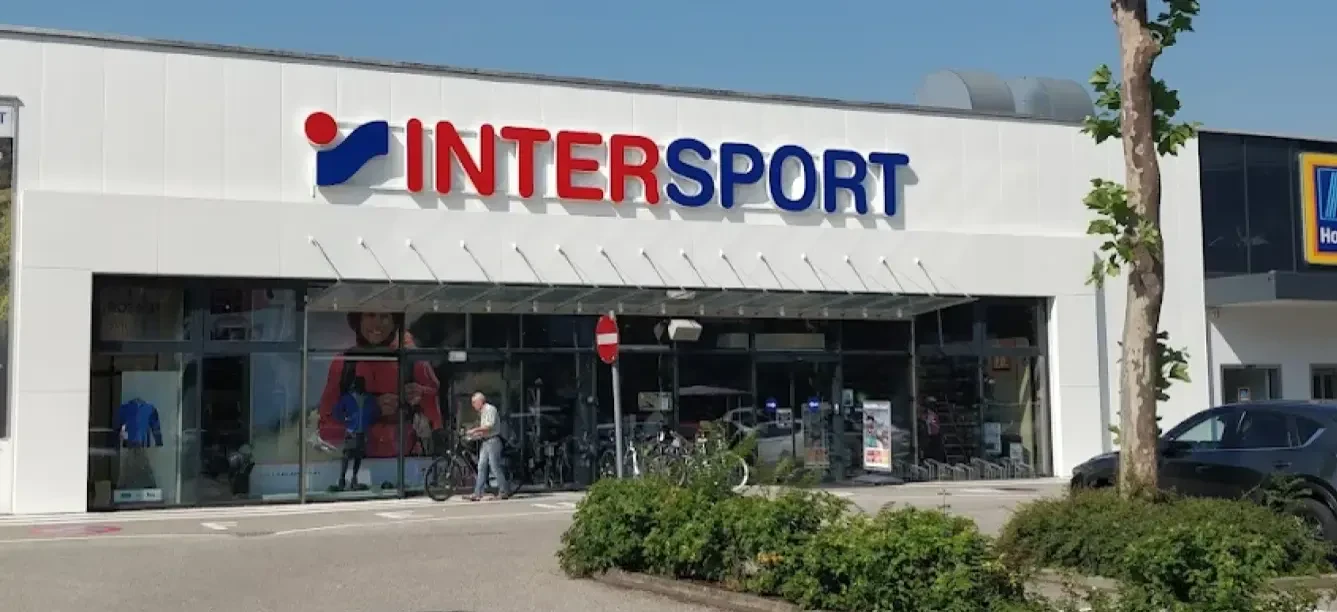 INTERSPORT Urfahr Außenbereich